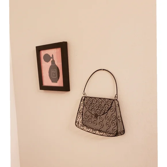 VINTAGE LOOK DECOR Wall Art - Picture 2 of 2